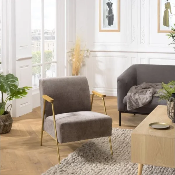 Albane - Fauteuil Lounge Tissu Taupe Métal Doré Accoudoirs Bois