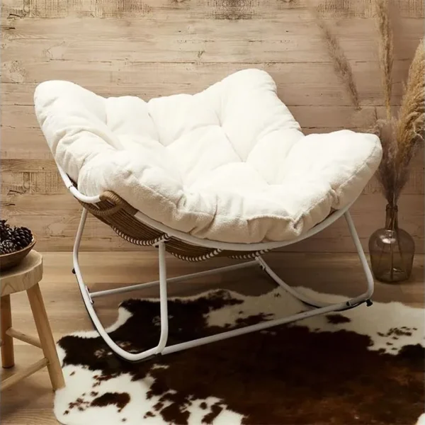 Fauteuil à Bascule Blanc Avec Assise Capitonnée Et Bouclettes - Merida