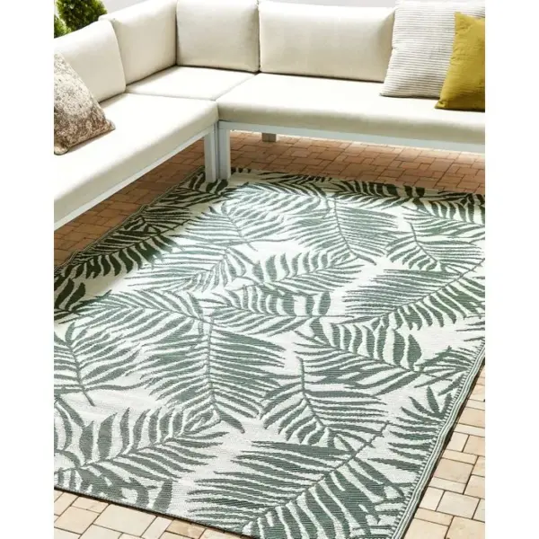 BELIANI Tapis Extérieur Vert Foncé Au Motif Feuilles De Palmier 180 X 270 Cm Kota